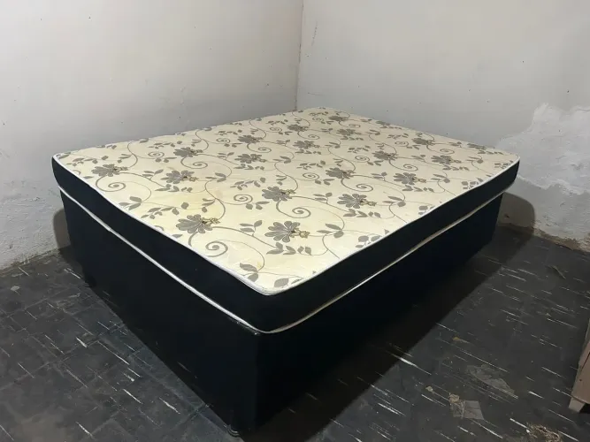 Cama box casal