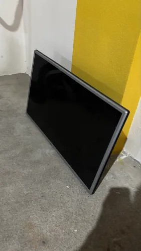 Tv LG (com defeito-tela azul)