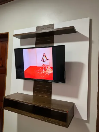 TV SMART PANASONIC 32? & PAINEL 