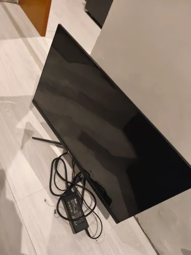 Monitor gamer duex 27 144hz COM DEFEITO