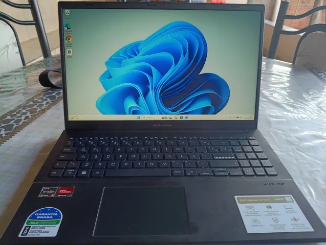 Vendo notebook assus vivobook 14