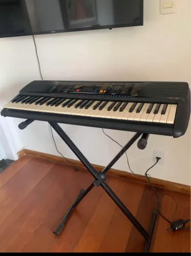 Teclado yamaha PSR-B20
