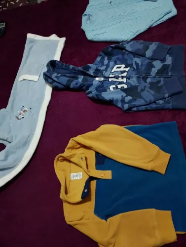 Lindo Lote de roupas de grife 3 anos no precinho