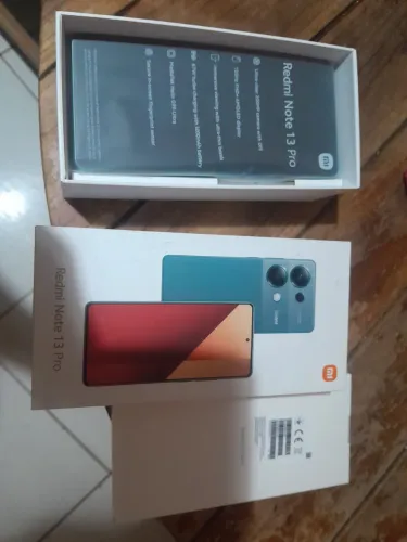Redmi note 13 pro 8gb ram 256gb memoria excelente estado completo