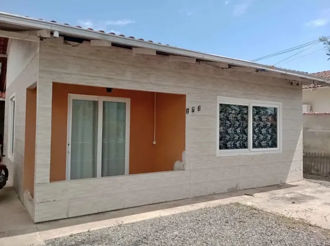 *Casa a venda em Ataide