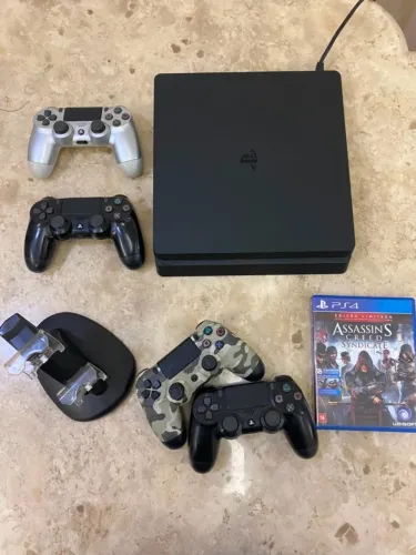 PS4 slim 500gb + itens