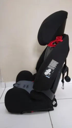 Cadeirinha de crianças para veiculo