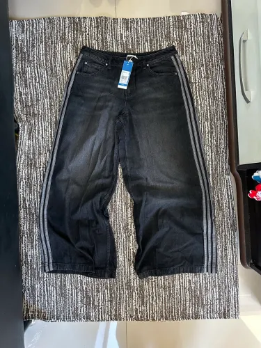 Calça Jeans Adidas