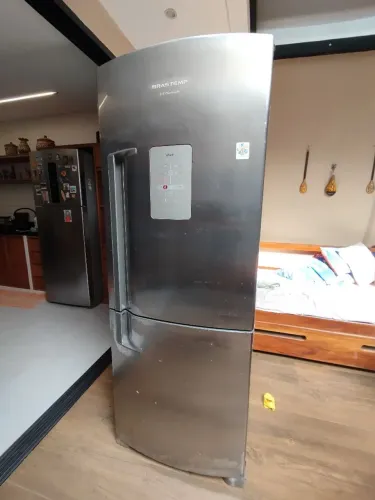 Geladeira Duplex Brastemp semi-nova Inverse