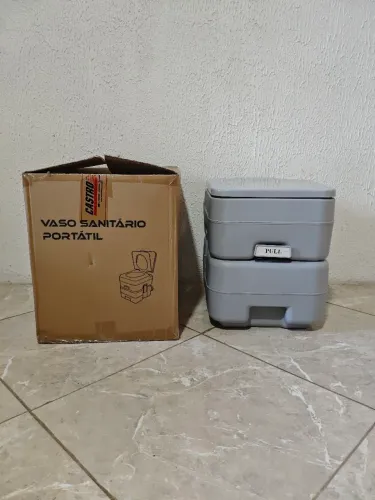 Vaso Sanitário Portátil 20 Litros Novo, Nunca foi usado, motivo: Desisti da Viagem