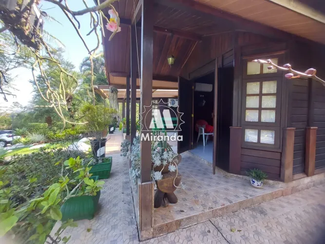Casa com 3 Quartos, Piscina e Lazer no Condomínio Mariza Dornelas na Caneca Fina