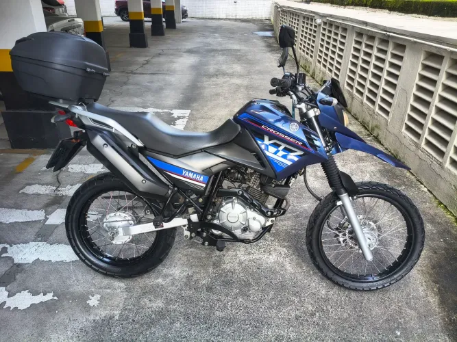 Vende-se Yamaha Cross 150 Z azul