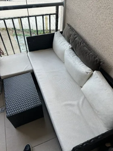 Sofá fibra Sintética Estofado Corino e Mesa centro