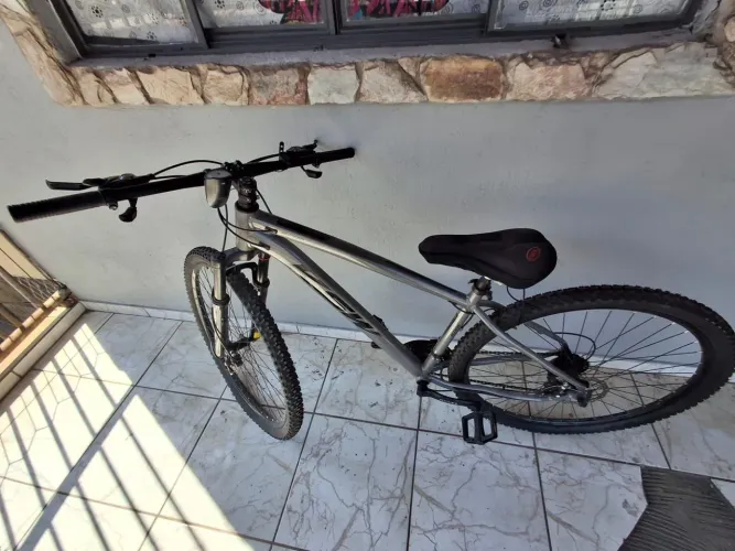 Bicicleta Aro 29 Quadro 17 KSW com Acessórios
