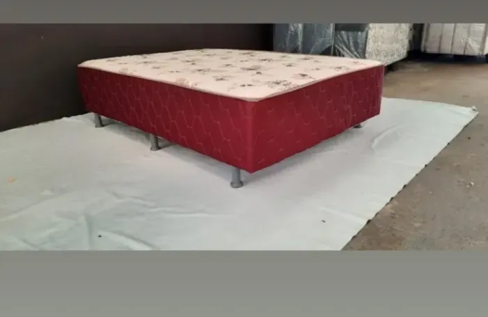 Cama . Pronta para dormir. A melhor opção