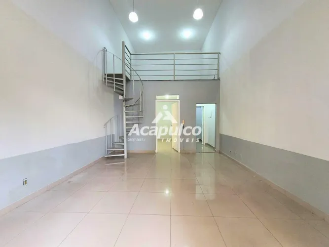 Salão comercial para alugar no Centro em Americana/SP.