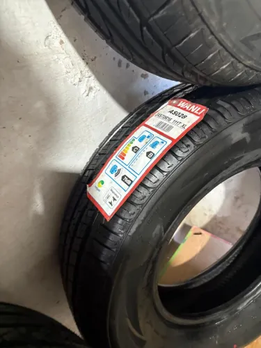 PAR DE PNEU 245 70R16 WANLI As028 111t xl