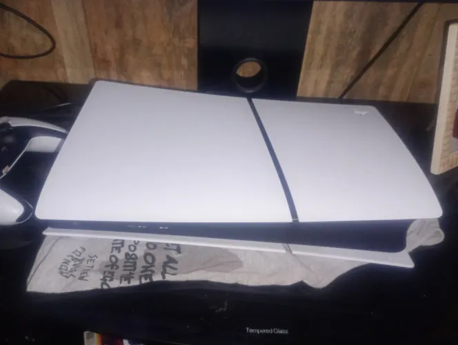 Vendo ps5 novo 3 semanas de uso