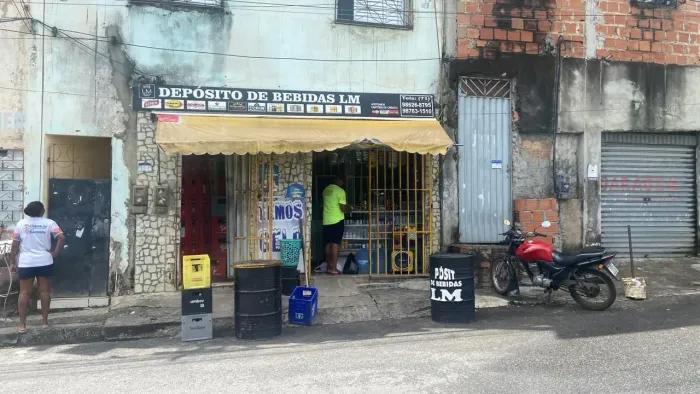 Alugo depósito de bebidas