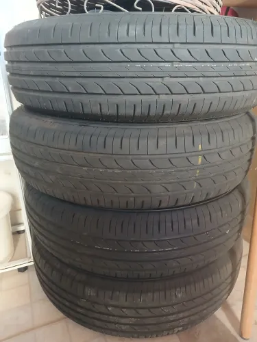 Pneus R14 175/75 Golden Crown