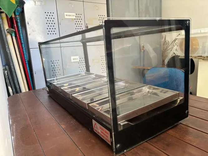 Estufa EVR Vitrine para Salgados 5 bandejas titã 