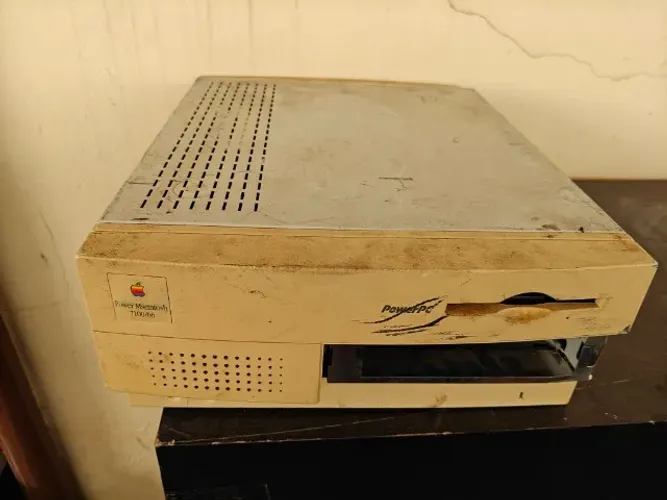 Apple Power Macintosh 7100/66 raridade não faço olx pay