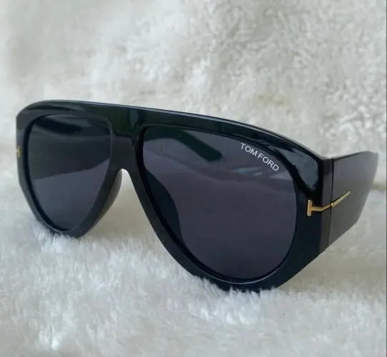 Óculos sol preto Tom Ford - unissex 