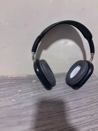 Vende-se fone de ouvido