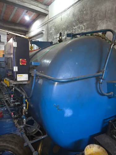 Auto clave de pneus,vulcanizadora de borracha ,em excelente estado