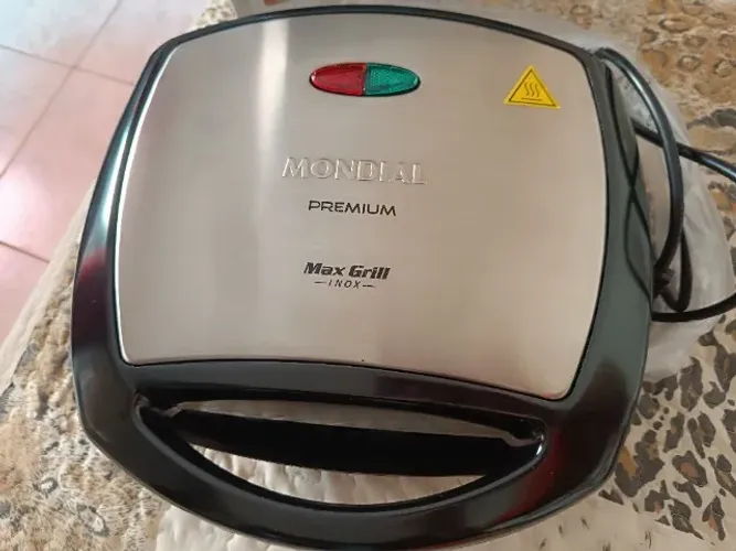 Max Grill Mondial - Sanduicheira e Grill