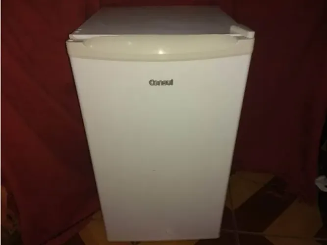 Frigobar Consul 120L Super Conservado