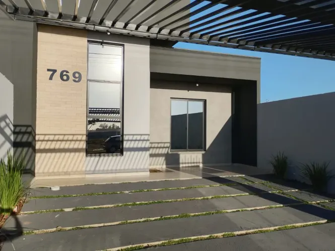Casa 2 quartos (01suite) em Recanto Tropical - Cascavel - PR