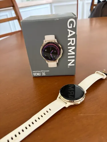 Smartwatch garmin venu 3s marfim e dourado