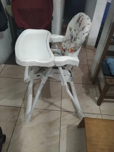 Cadeirinha alimentação 