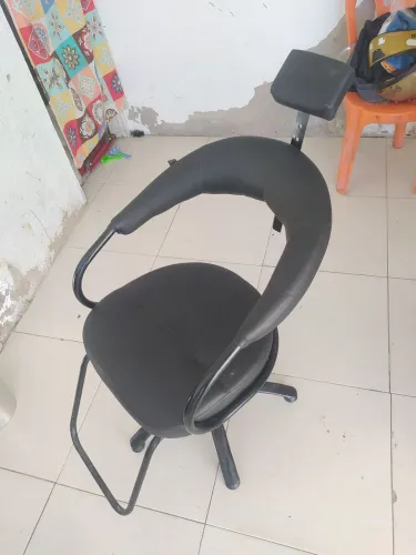 Vendo cadeira para barbeiro nova