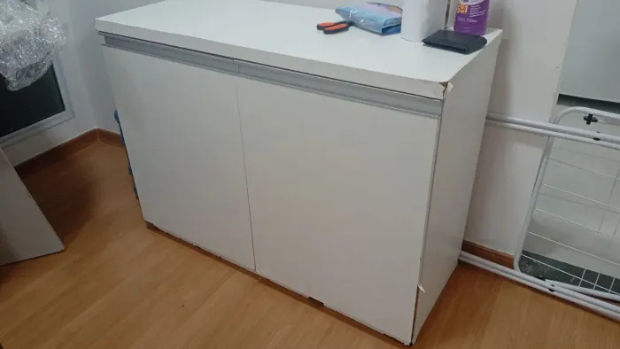 Vendo armário buffet branco