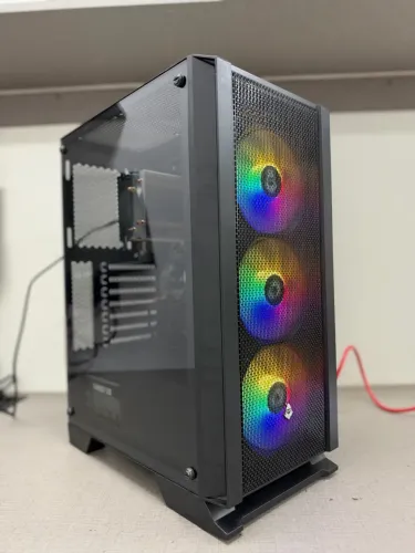 Pc Gamer desktop AMD Ryzen 7 5700G Com placa integrada 3.80Ghz 16GB DDR4 256GB SSD NVME