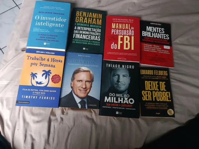 Kit com 8 livros - finanças e desenvolvimento pessoal