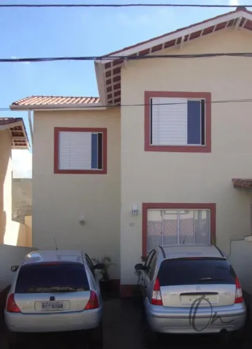 Impecável casa em condomínio à venda em Cotia-SP, Jardim Petrópolis: 2 quartos, 2 salas, 1