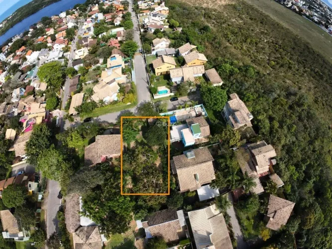 Terreno a venda próximo a Lagoinha Pequena no Campeche