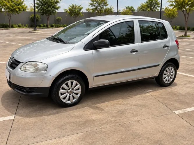 Volkswagen Fox City 1.0 MI/ 1.0mi Total Flex 8V 5P 2009