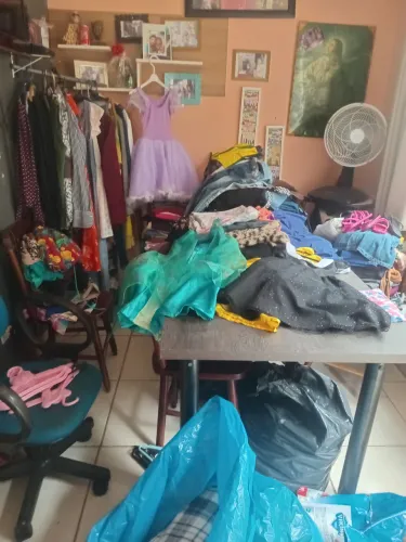 Somente hj todo estoque por $400,00