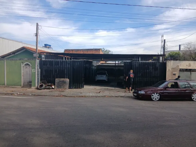 Ponto comercial com edícula direto com proprietário