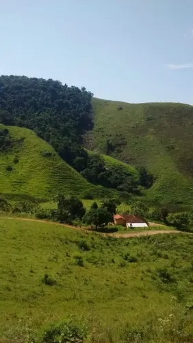 Sítio em Santa Izabel do Rio Preto, Valença/ RJ