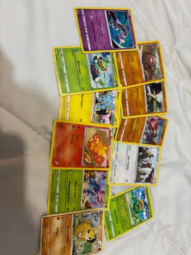 Lote 115 Cartas Pokémon + Torchic Holo Radiante + Mewtwo 