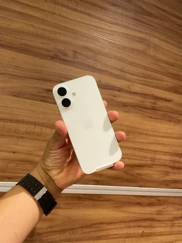 IPHONE 16 128GB