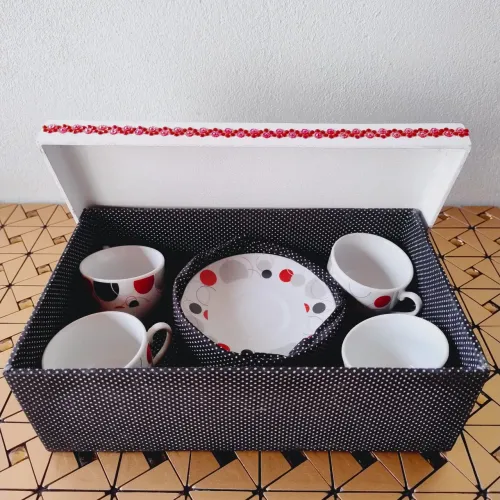 Conjunto de xícaras de café c cx MDF