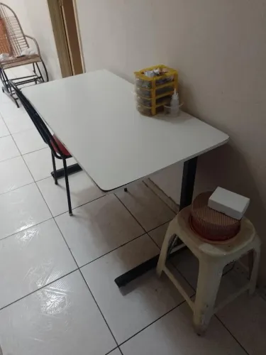 Vera variedades móveis usados e artesanatos em geral 