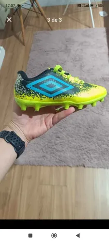 Chuteira umbro Tam 30