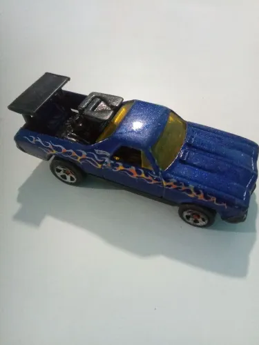 Carrinho Hot Wheels 68 El Camino 1999